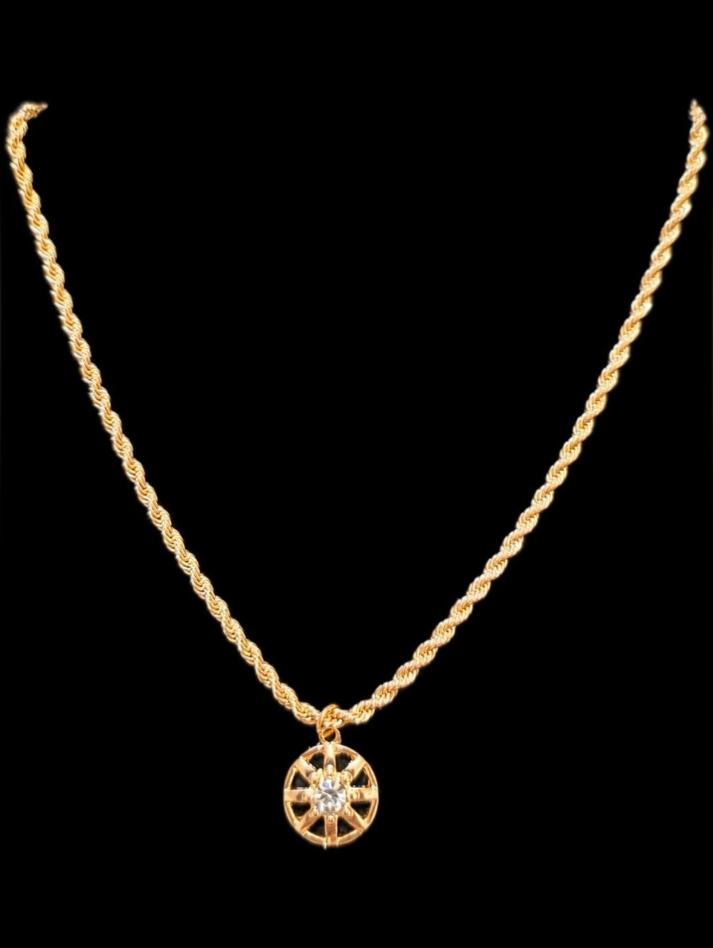 Rope Chain Necklace W/Pendant